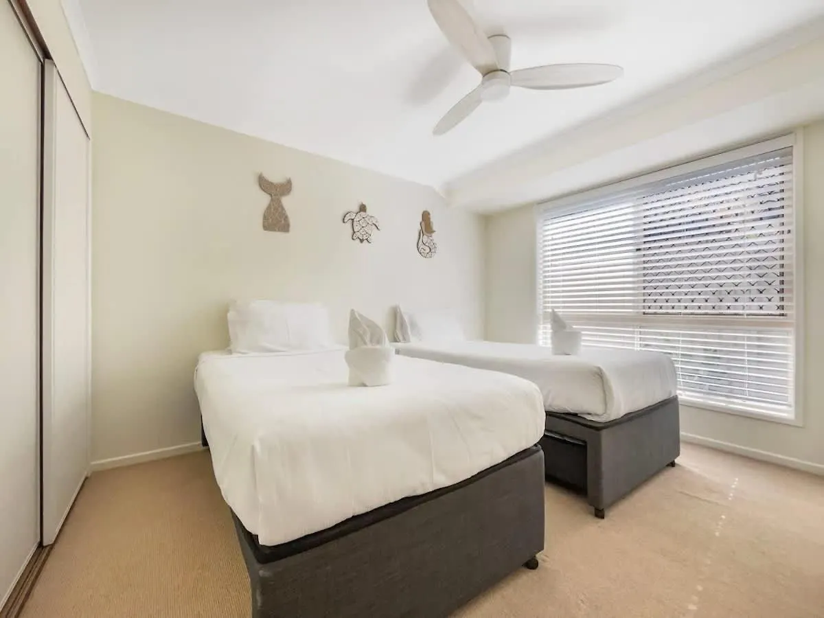 Bokarina Beach House - Family & Pet Friendly Kawana Waters Australia