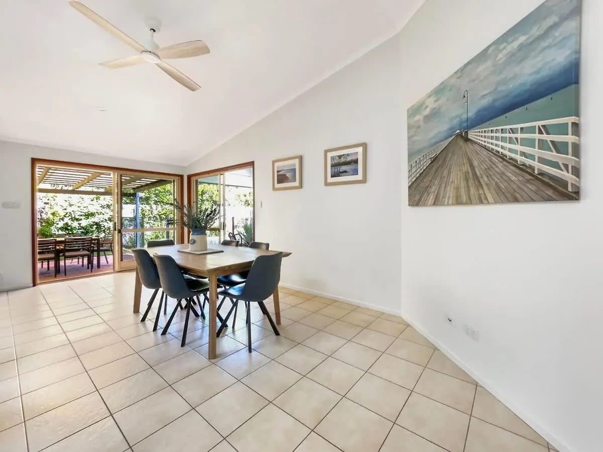 Hébergement de vacances Bokarina Beach House - Family & Pet Friendly Kawana Waters