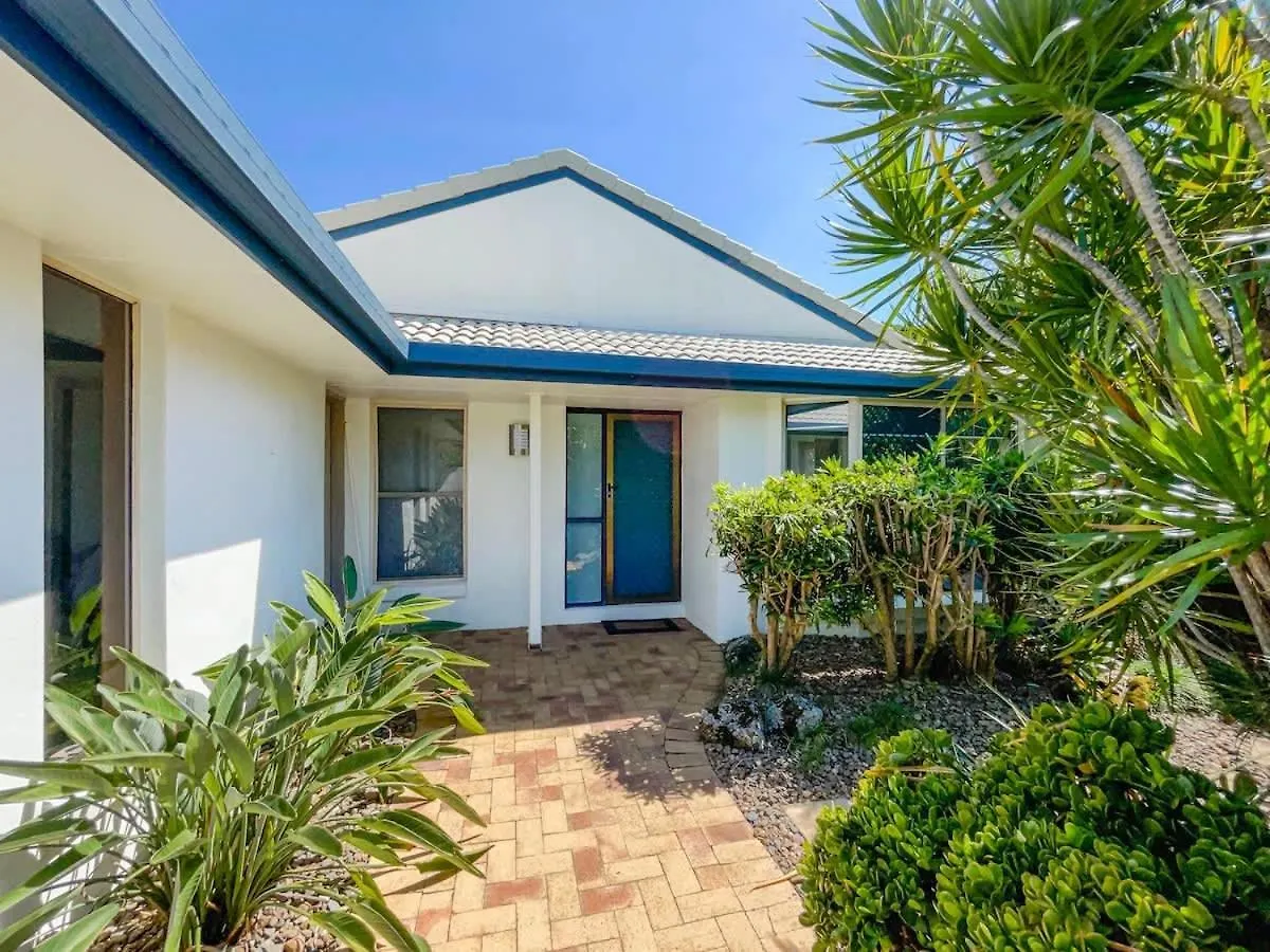 Hébergement de vacances Bokarina Beach House - Family & Pet Friendly Kawana Waters
