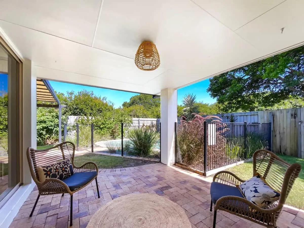 Bokarina Beach House - Family & Pet Friendly Kawana Waters Hébergement de vacances